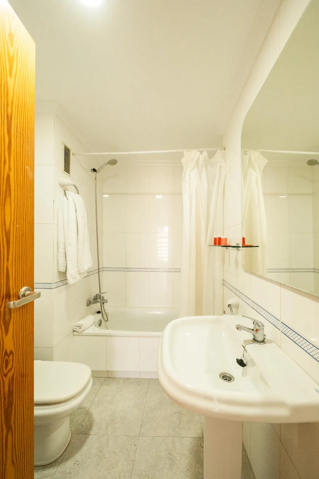APARTMENT ONE BEDROOM Room, Torre San Diego by Mc, Costa Blanca