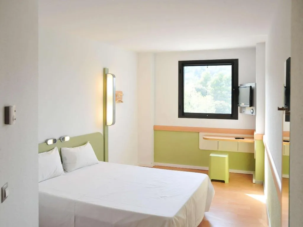 TWIN STANDARD Room, ibis budget Girona Costa Brava, Costa Brava