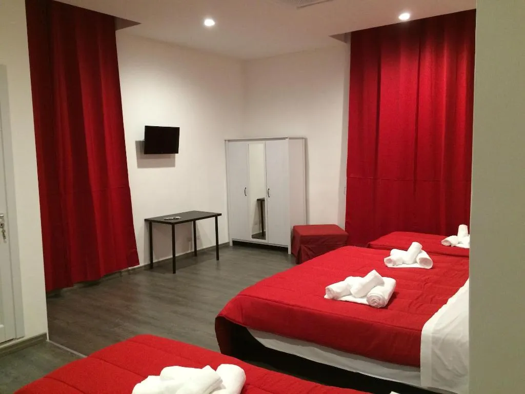 Room, The Roma House, Naples