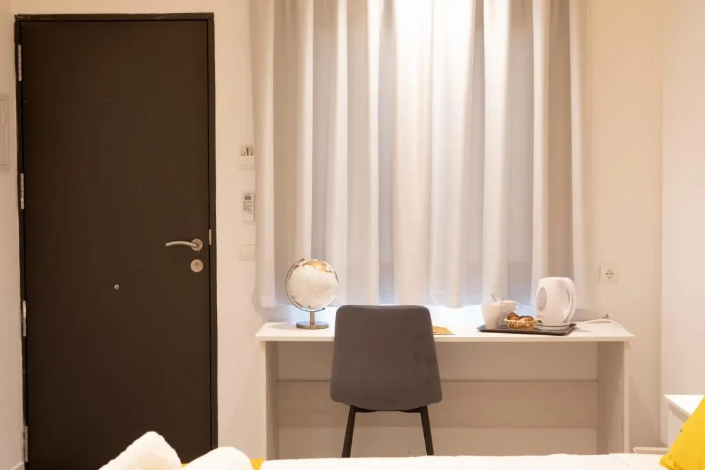 Double or Twin SUPERIOR Room, Boutique Rooms Playa Burriana, Costa Del Sol