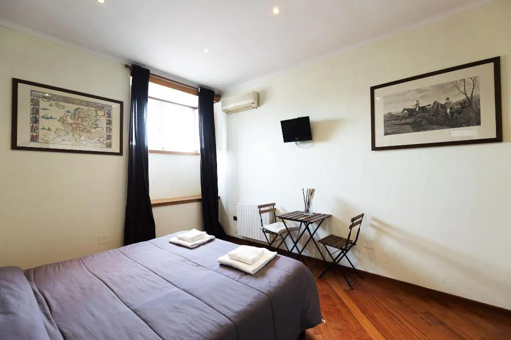 Room, B&B Museum, Naples