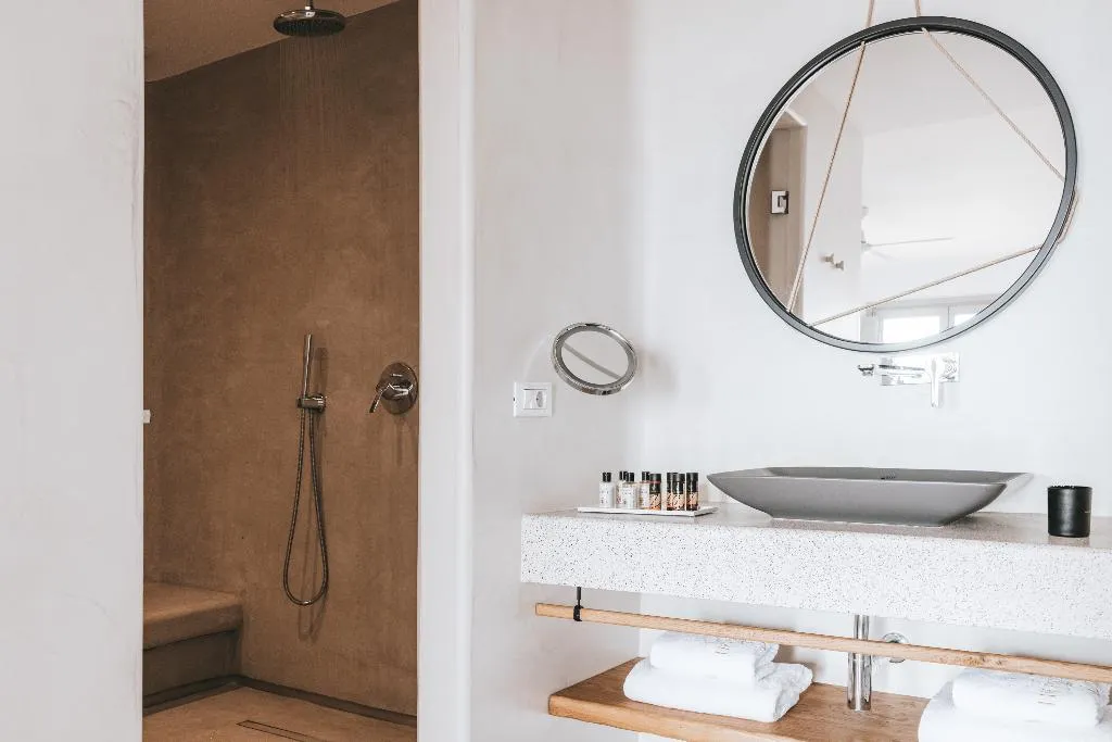 SUITE WITH JACUZZI Room, Alissachni Mykonos, Mykonos