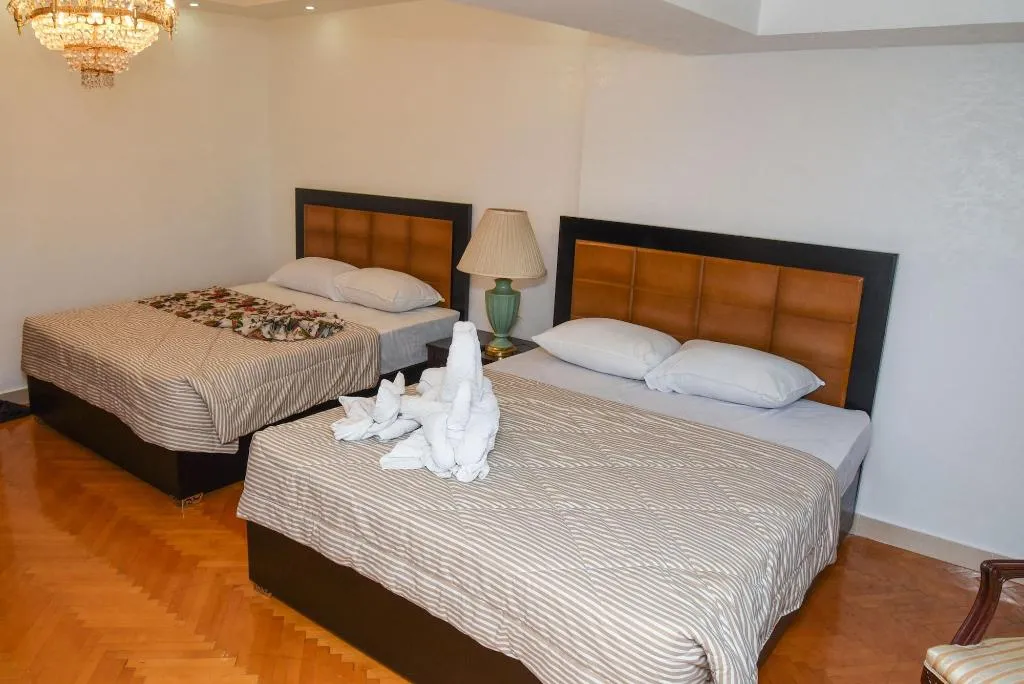 Room, Nile Sky Hotel and Suites, Cairo