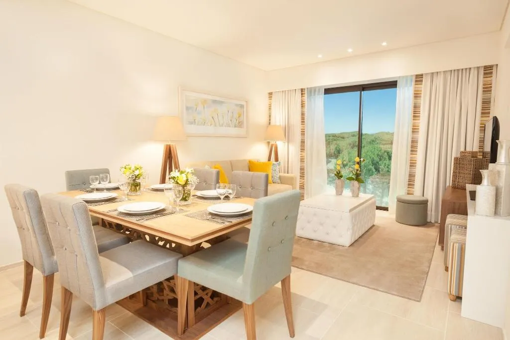 Room, Pine Cliffs Gardens, Algarve