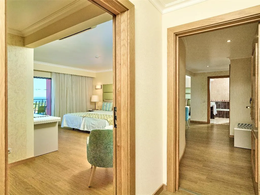 SUITE DELUXE SEA VIEW Room, Hotel Baia Grande, Algarve
