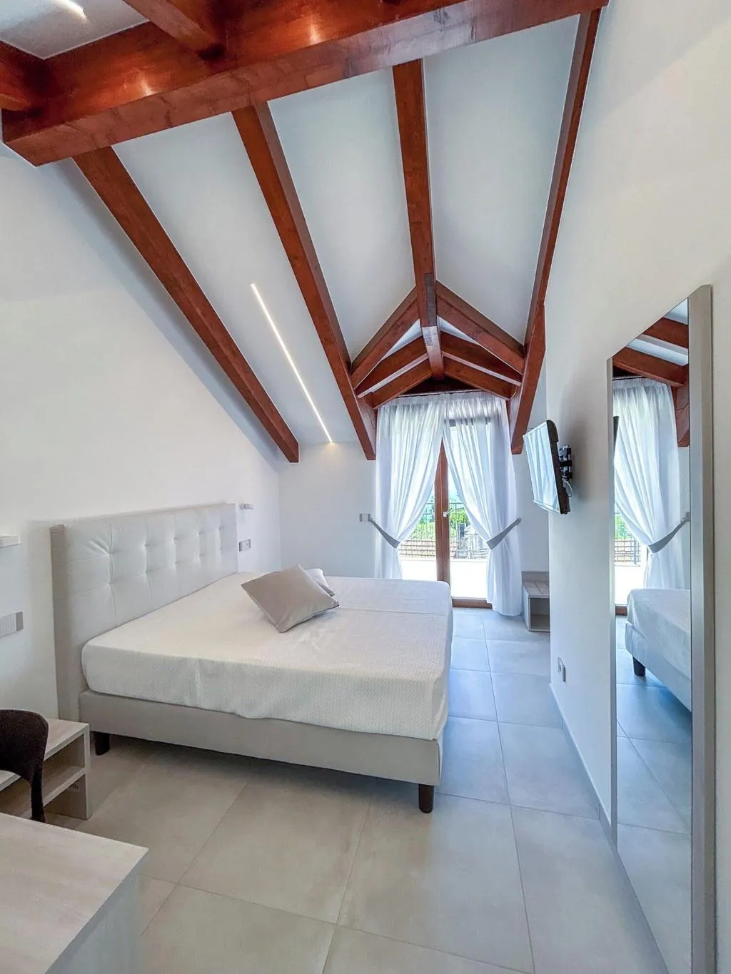 Room, Casa Milly, Naples