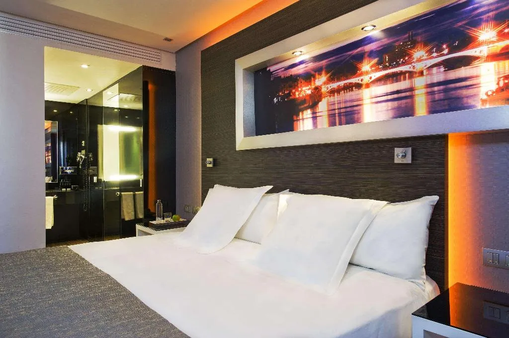 Room PREMIUM Room, Melia Lebreros, Seville