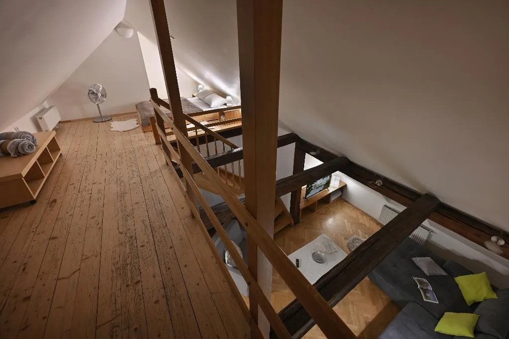 APARTMENT CAPACITY 8 THREE BEDROOMS Room, Boutique Apartments White Swan, Prague