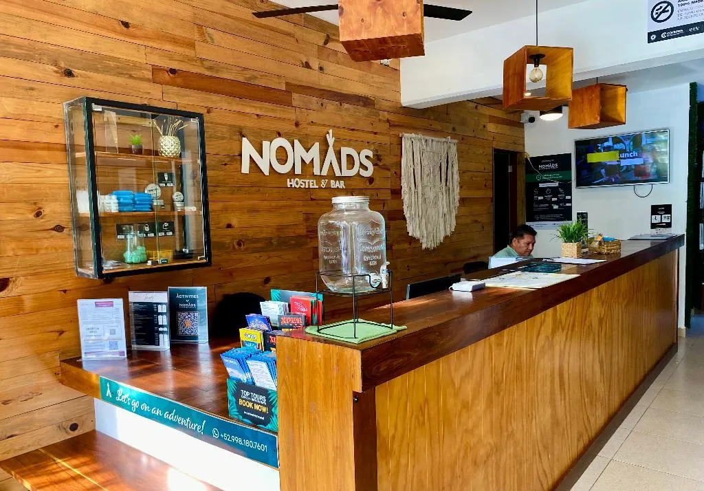 Lobby, Nomads Hotel, Hostel & Rooftop Pool, Cancun Area