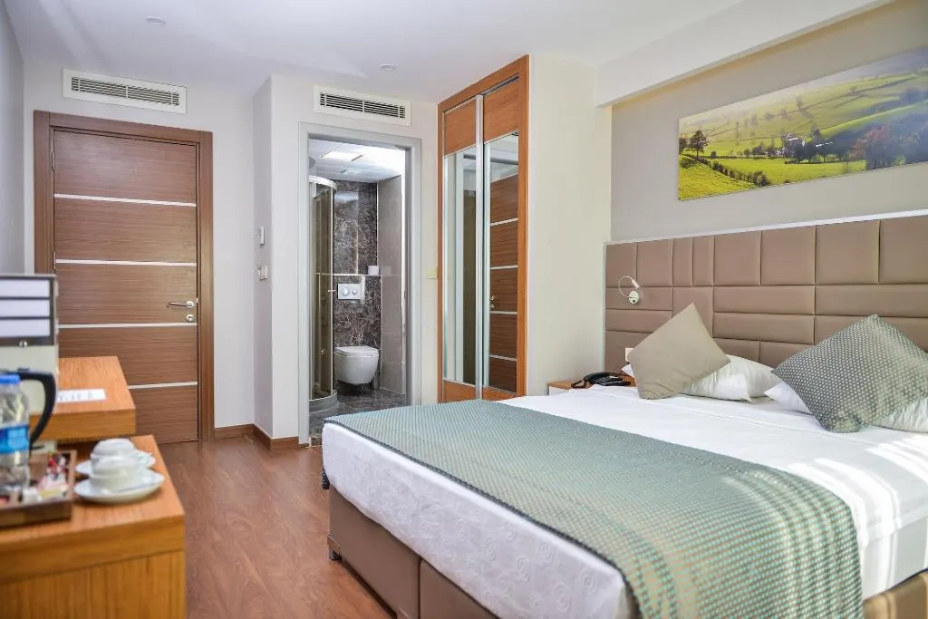 General view, Hakcan Hotel, Izmir