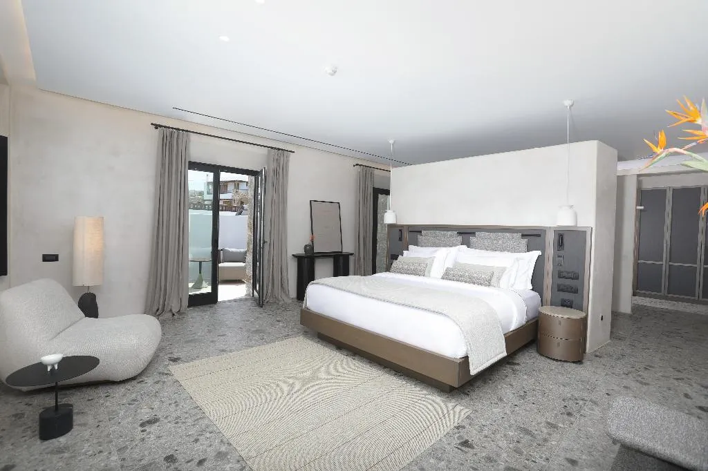 SUITE SEA VIEW WITH PRIVATE POOL Room, Aeonic Suites & Spa, Mykonos
