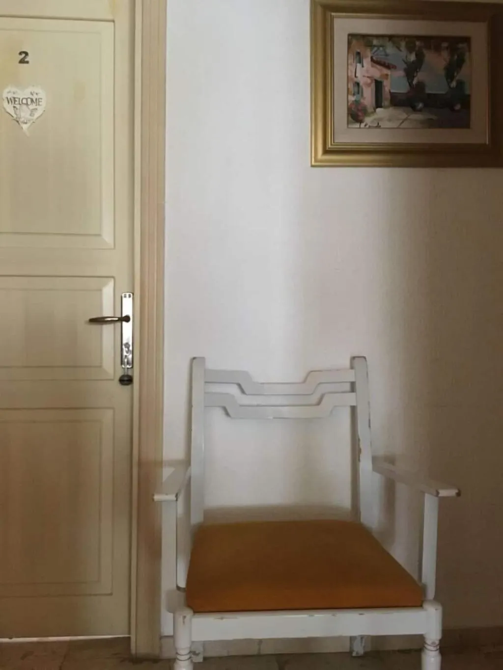 Room, Melaike, Izmir