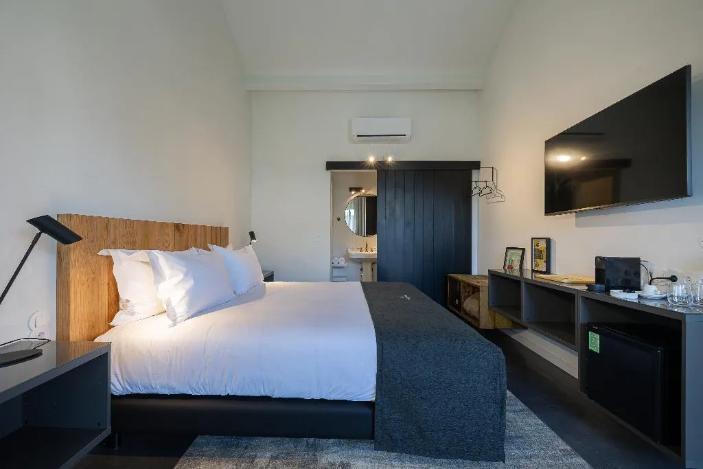DOUBLE COMFORT Room, CasaNova Farmhouse, Porto