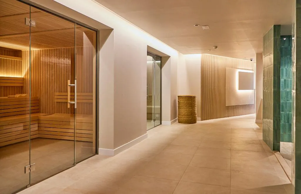 Sports and Entertainment, Universal Gran Leon and Spa, Majorca