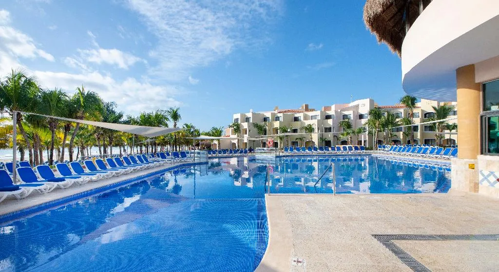 Pool, Viva Maya by Wyndham, Trademark All-Inclusive, Cancun Area