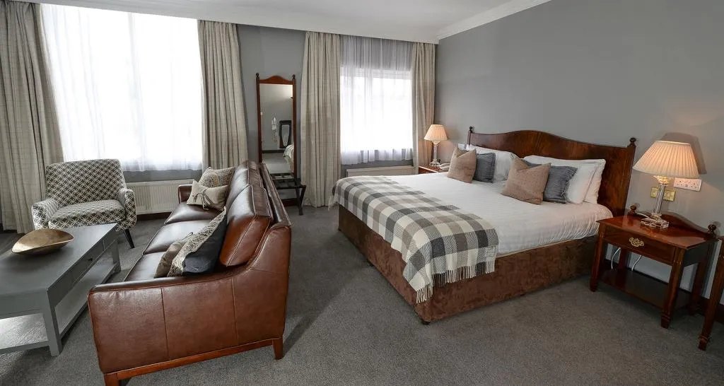 SUITE Presidential Room, Blarney Woollen Mills Hotel BW Signature Col, Cork