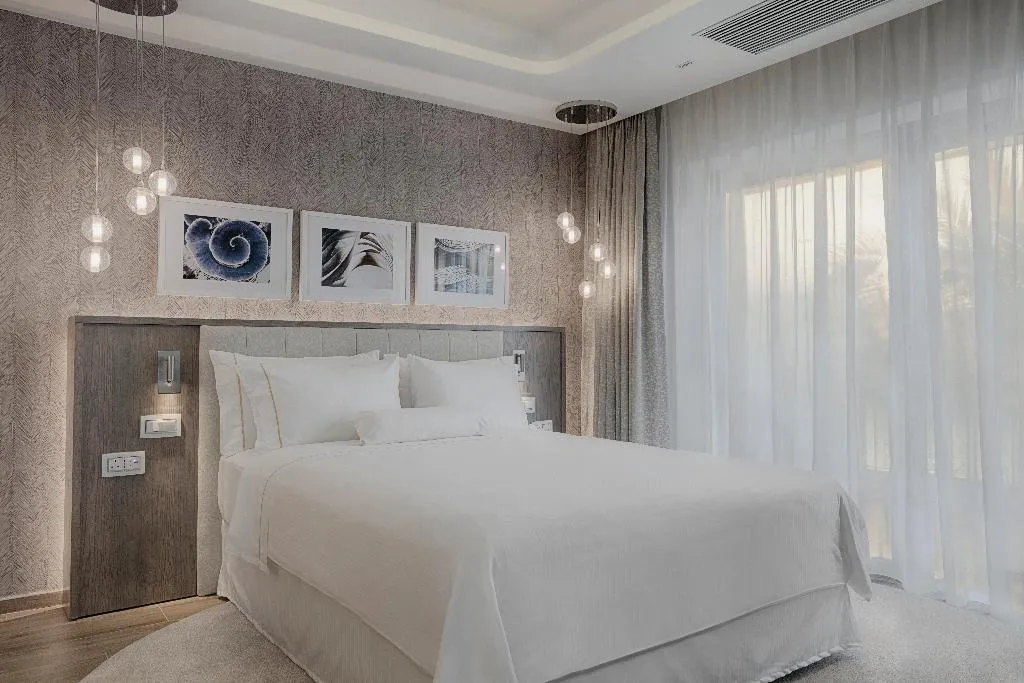 Room, Westin Dragonara Resort, Malta