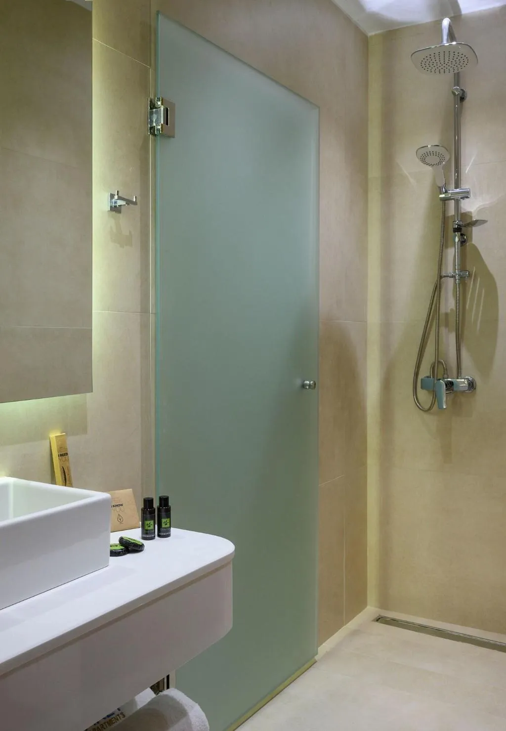 Room, Minaret Suites & Apartments, Crete