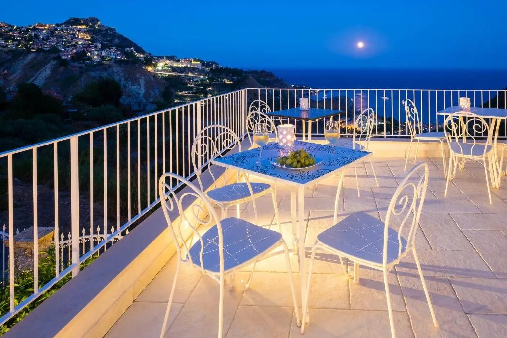 Terrace, Sciccosa Guest House, Taormina