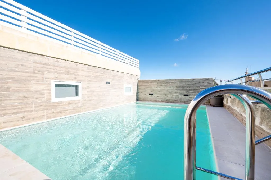 Pool, C4 Retreats Gozo, Gozo
