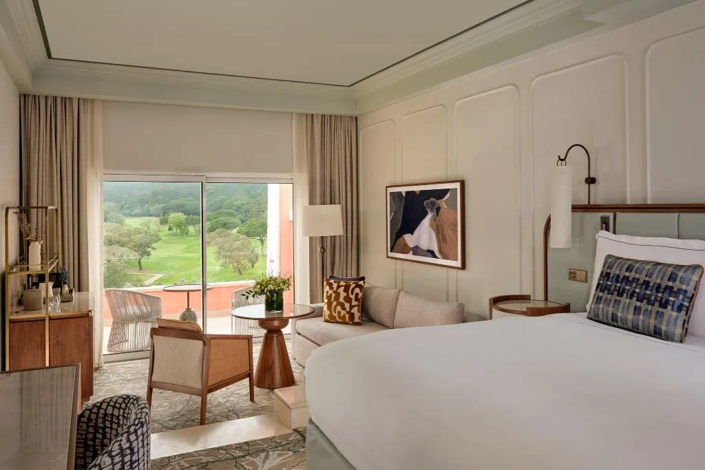 Room, Penha Longa, Lisbon