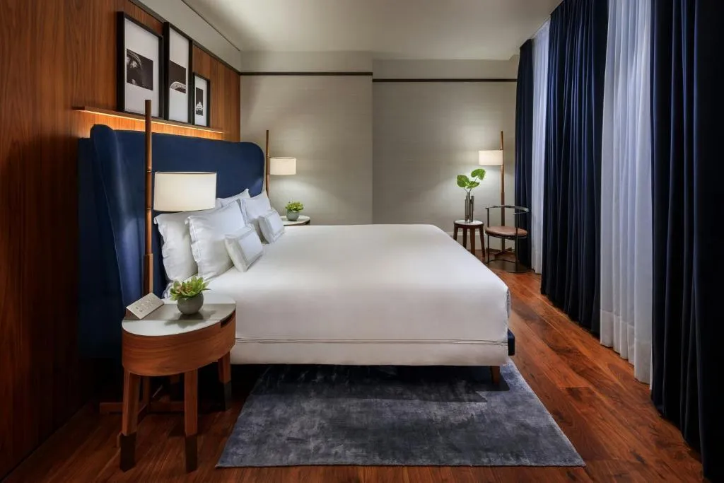 SUITE STANDARD Room, Mandarin Oriental Milan, Milan