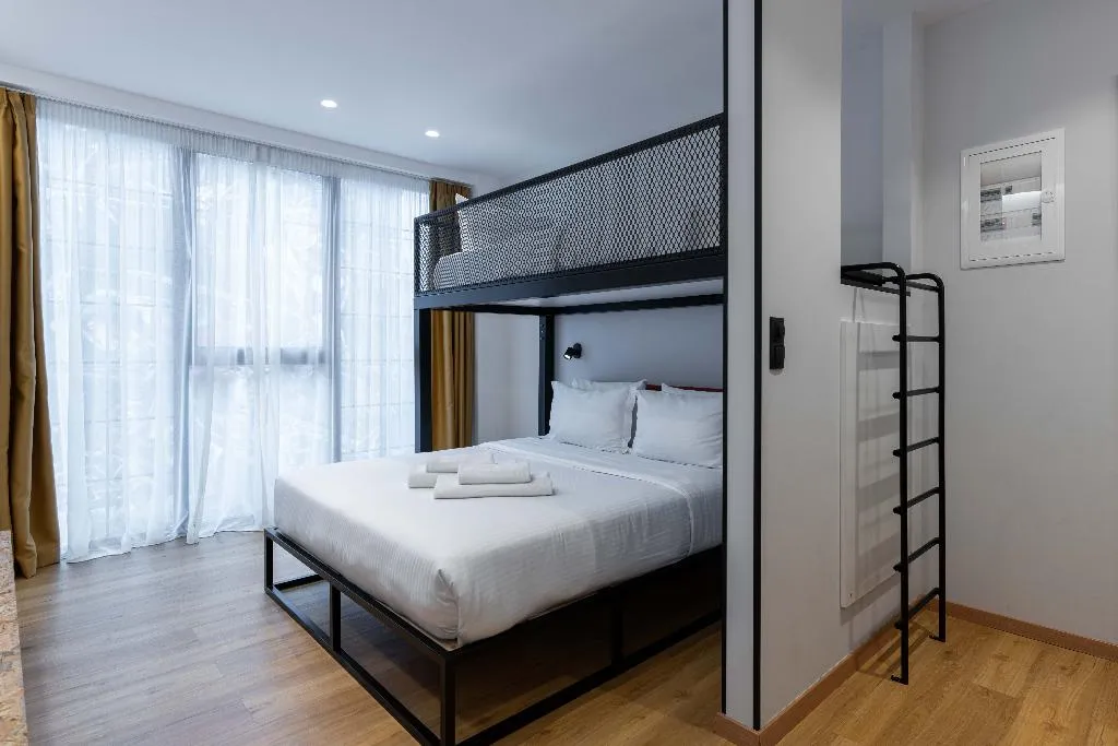 TRIPLE STANDARD Room, Parea, Athens