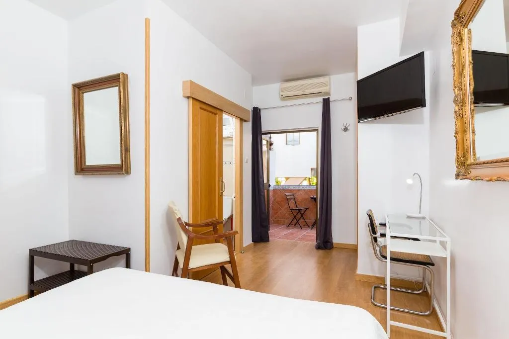 SINGLE STANDARD Room, Guadalupe Cozy Inns, Costa Del Sol