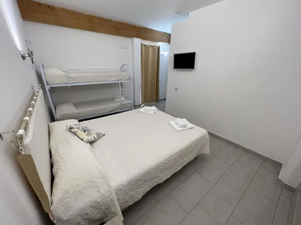 Room, Al Mare Da Francesca, Olbia