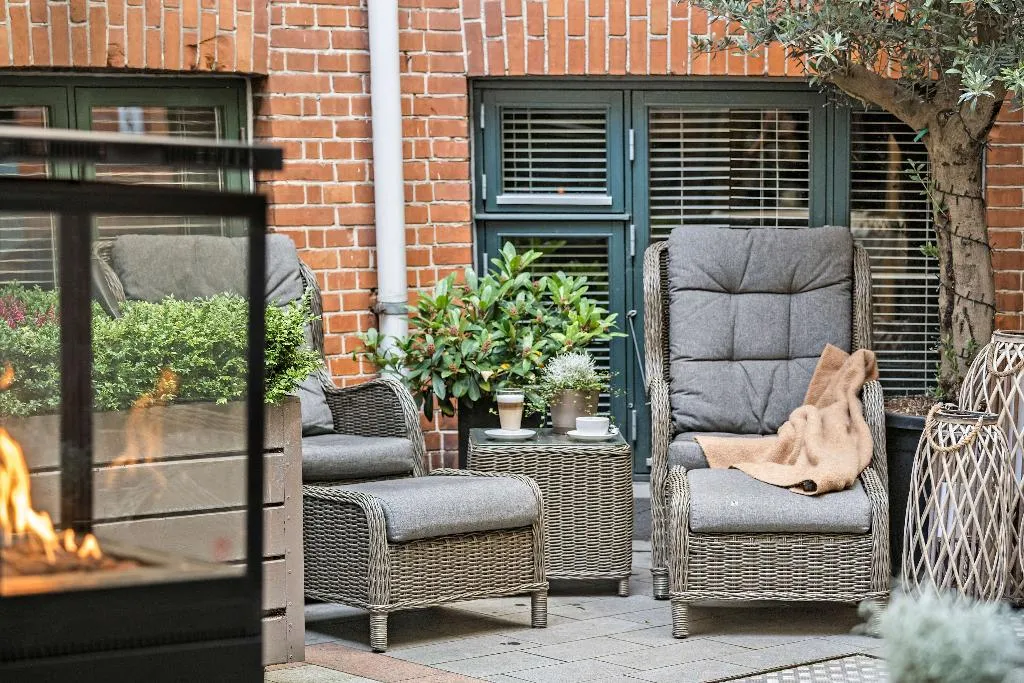 Terrace, Best Western Plus Hotel Hebron, Copenhagen