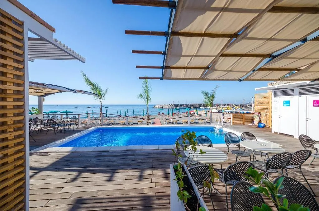 Sports and Entertainment, Hotel San Francesco, Naples