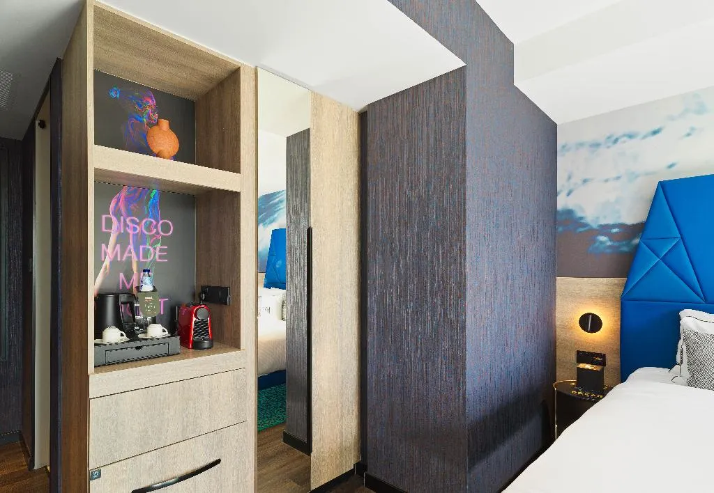 SUITE EXECUTIVE Room, NYX Hotel Limassol, Cyprus