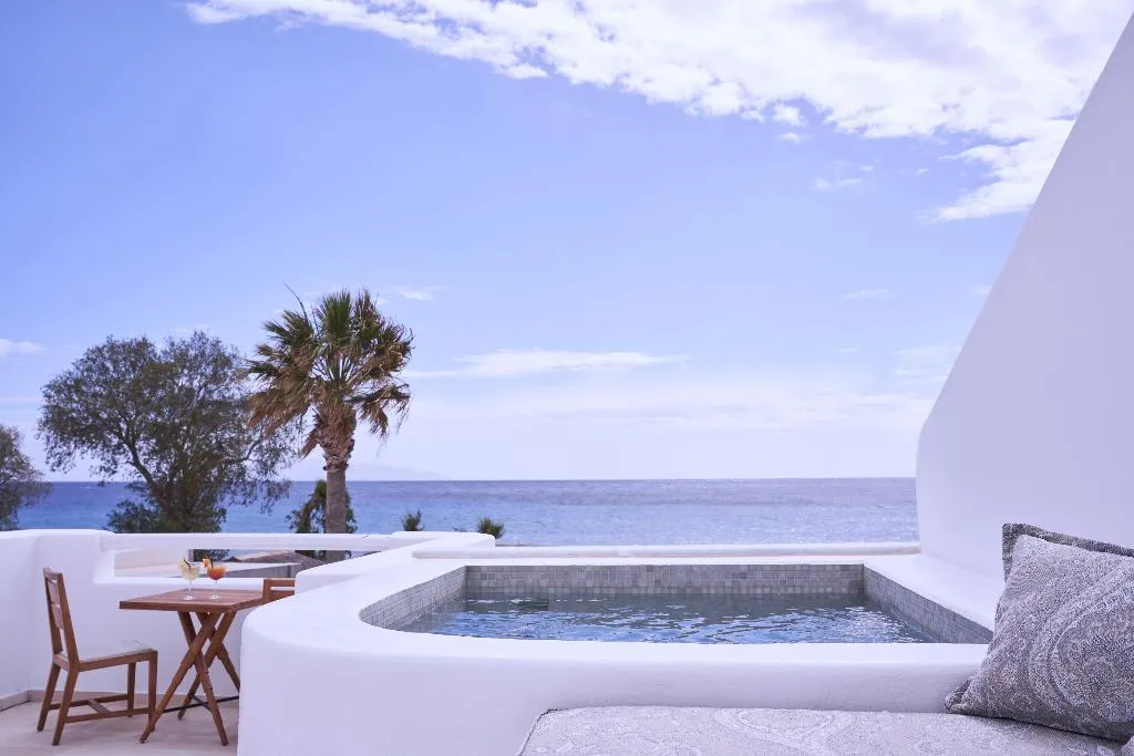 DOUBLE DELUXE SEA VIEW Room, Makris Beach Hotel, Santorini