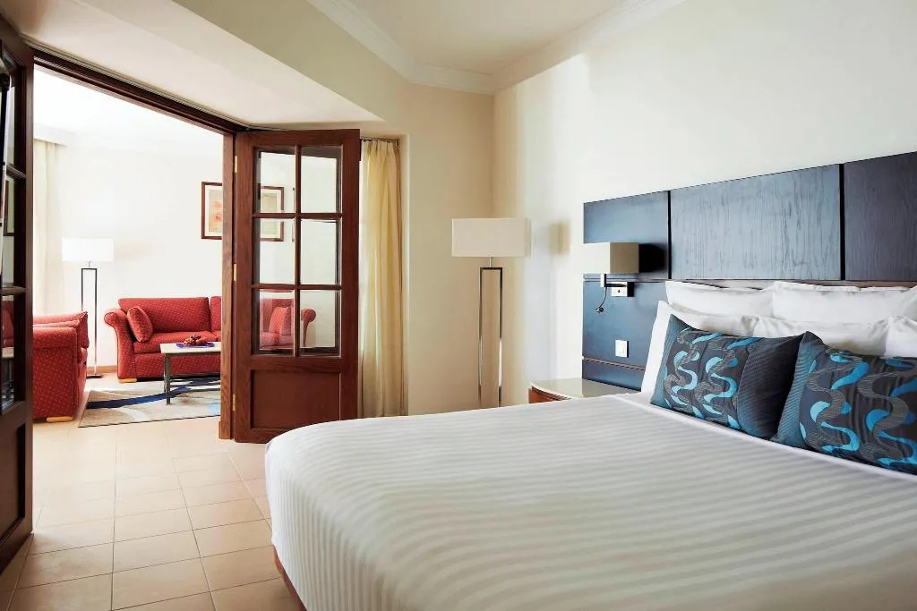 SUITE SEA VIEW KING BED Room, Hurghada Marriott Beach Resort, Red Sea Riviera