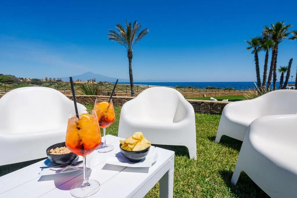 Terrace, Hotel Residence Capo Campolato, Catania