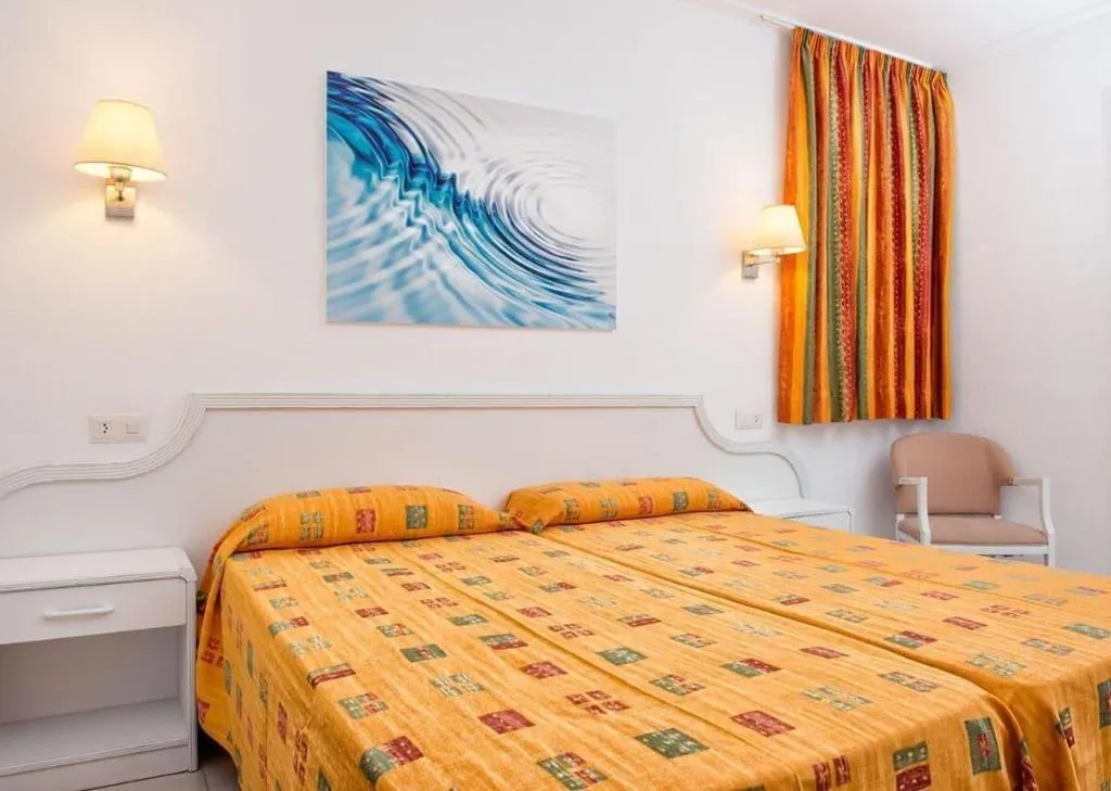 Room, Torre Maria Luisa, Menorca