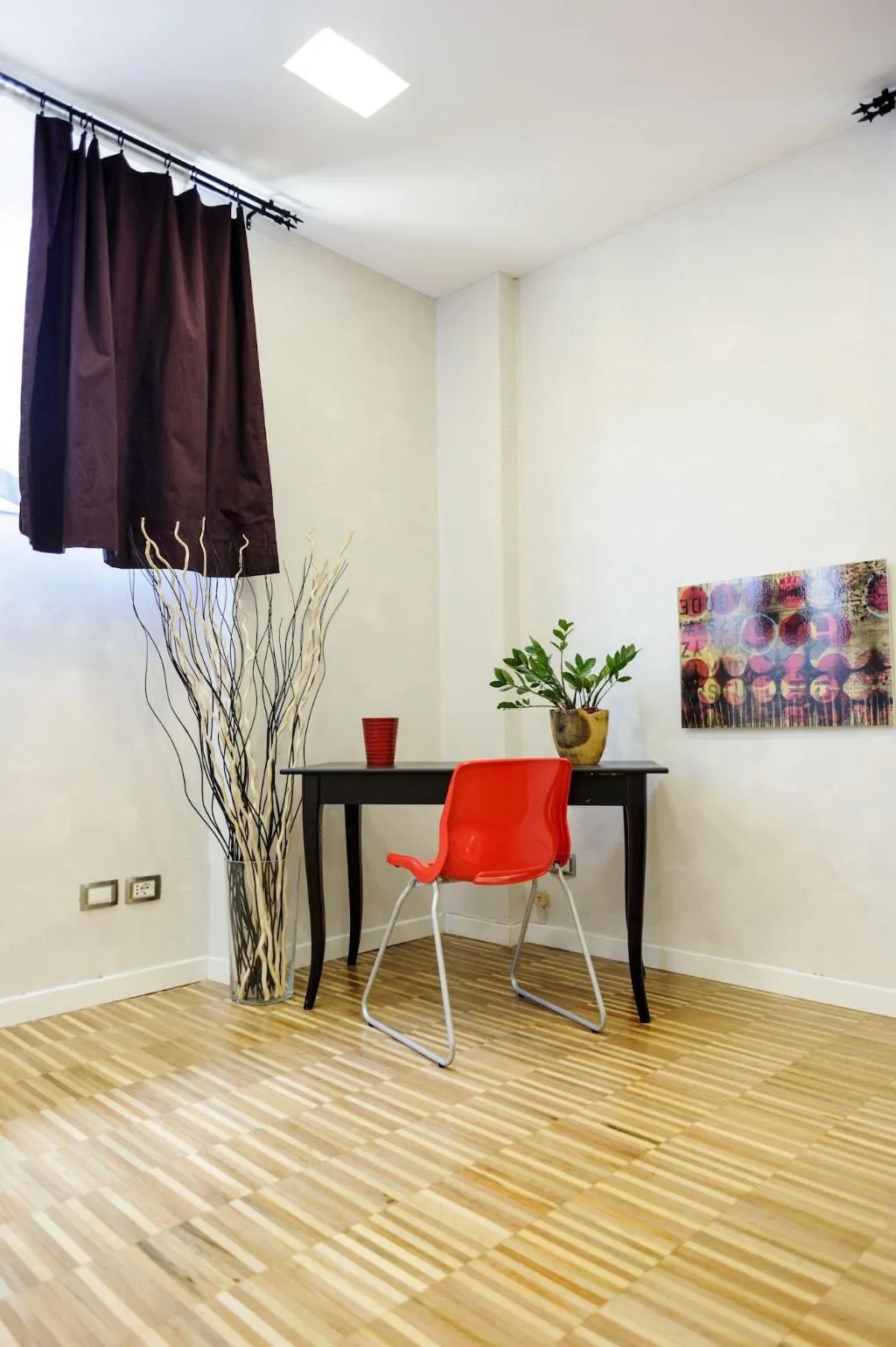 Room, Isola Apartments Milan, Milan