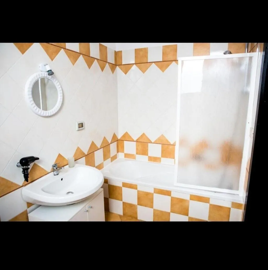 Room, B&B Royal palermo, Palermo