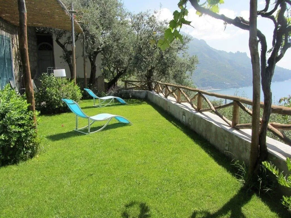 Terrace, B&B I Limoni, Naples