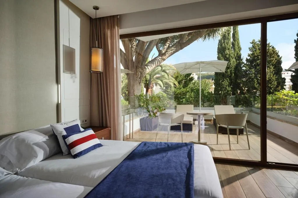 DOUBLE SUPERIOR TWO DOUBLE BEDS Room, Son Caliu Hotel Spa Oasis, Majorca