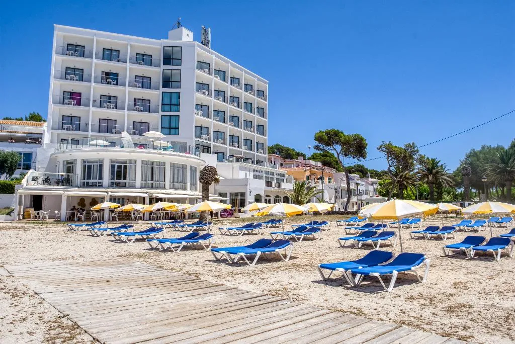 Beach, Hotel Playa Santandria, Menorca