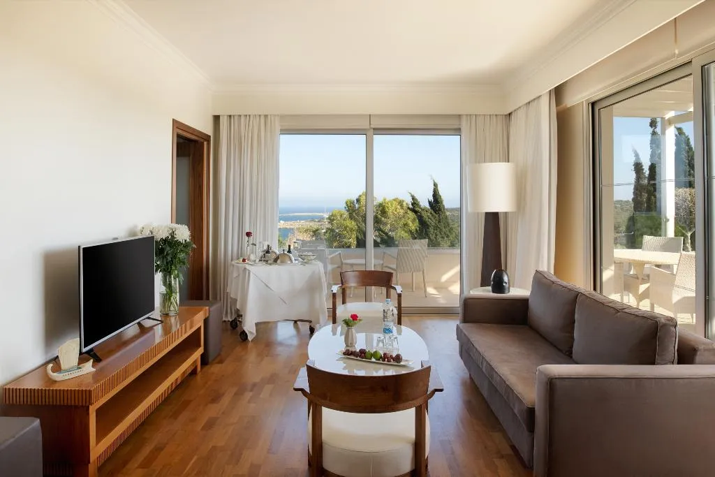 SUITE DELUXE SEA VIEW Room, Grecian Park, Cyprus