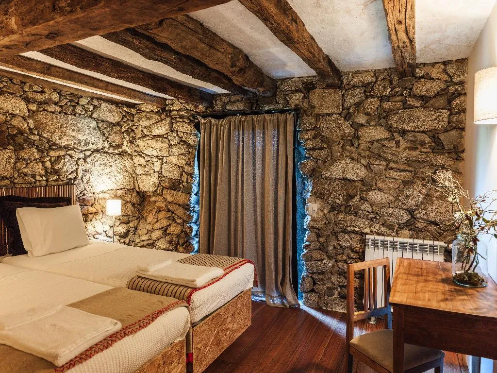 VILLA CLASSIC WITH BALCONY Room, Quinta Do Rapozinho, Porto