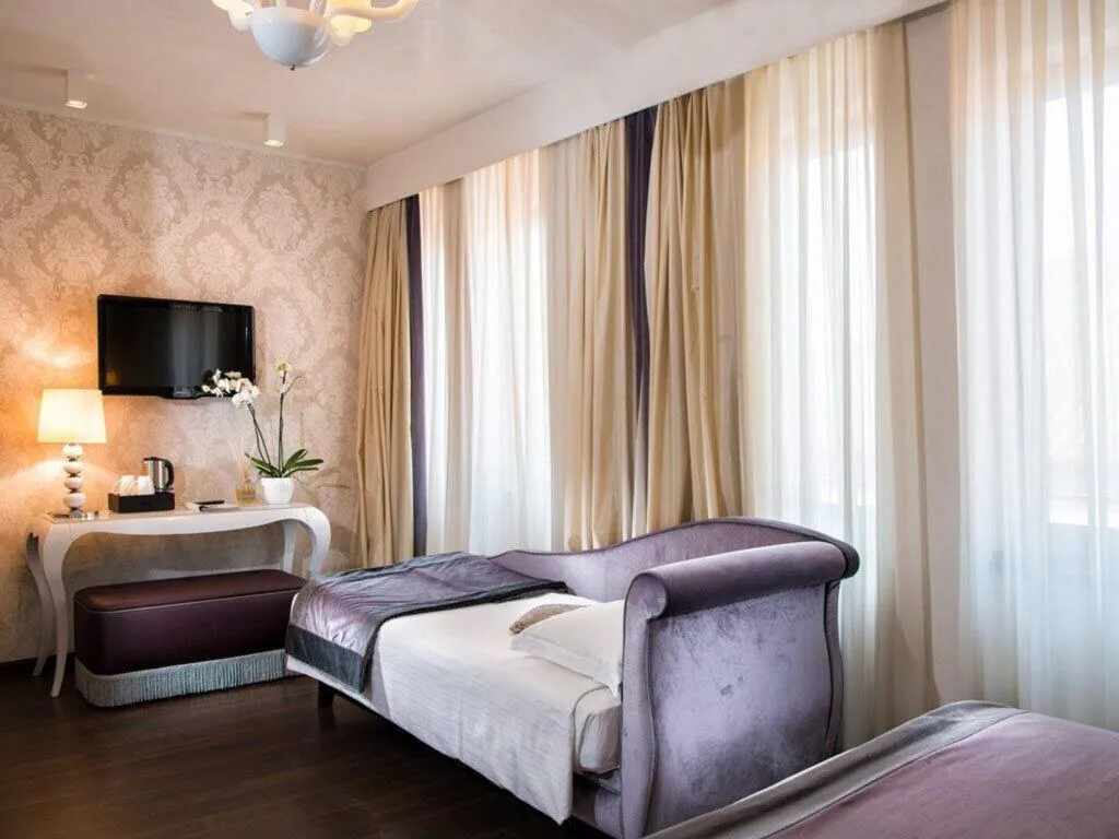DOUBLE DELUXE Room, Carnival Palace, Venice