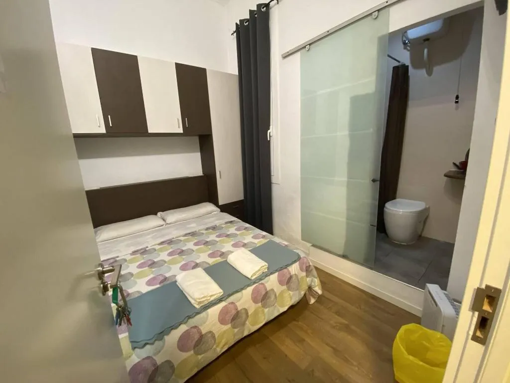 Room, Break BCN - Hostal & Coffeebar, Barcelona