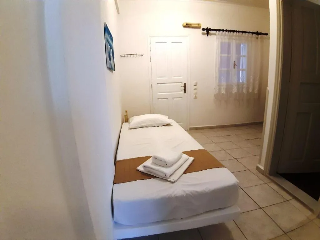 Room, Atalos Suites, Santorini