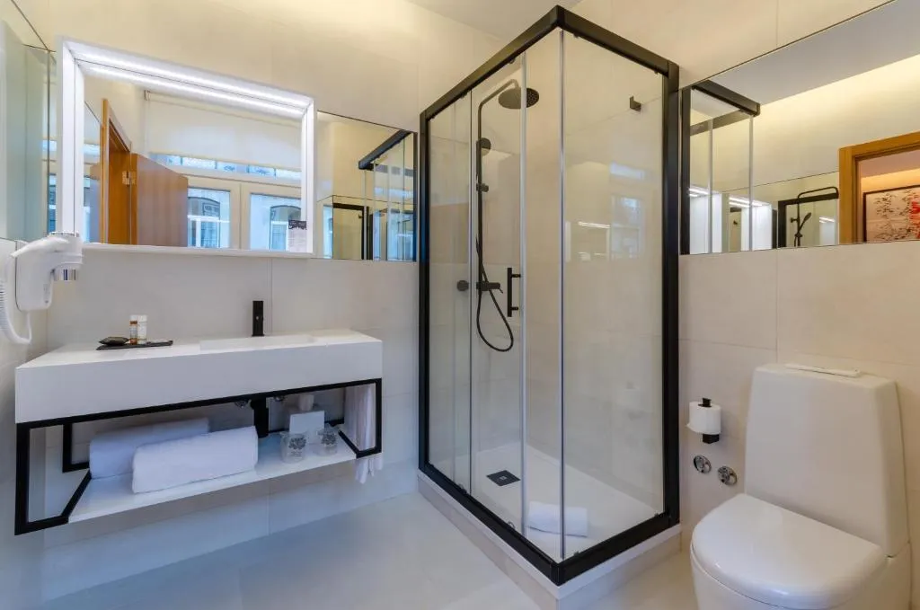 Double or Twin SUPERIOR Room, Rossio Plaza Hotel, Lisbon