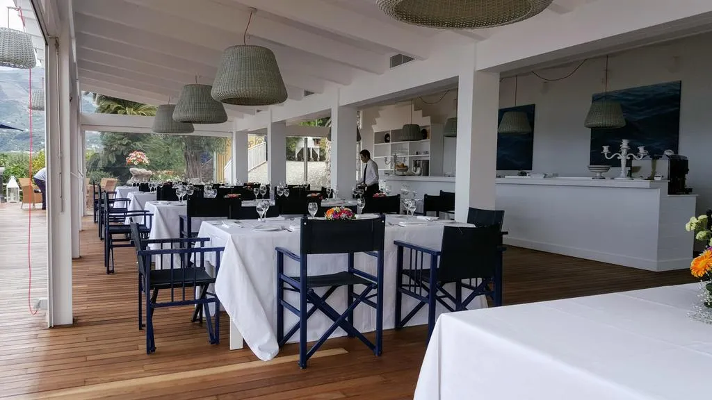Restaurant, Torre Barbara, Naples