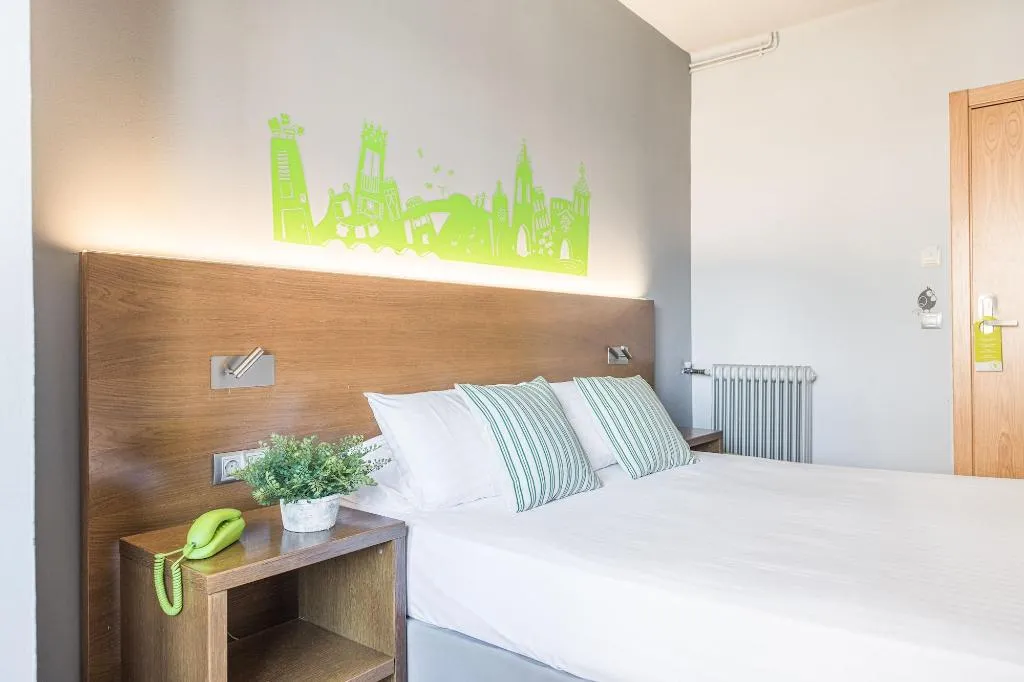 Room, Erba By Pillow, Costa Brava