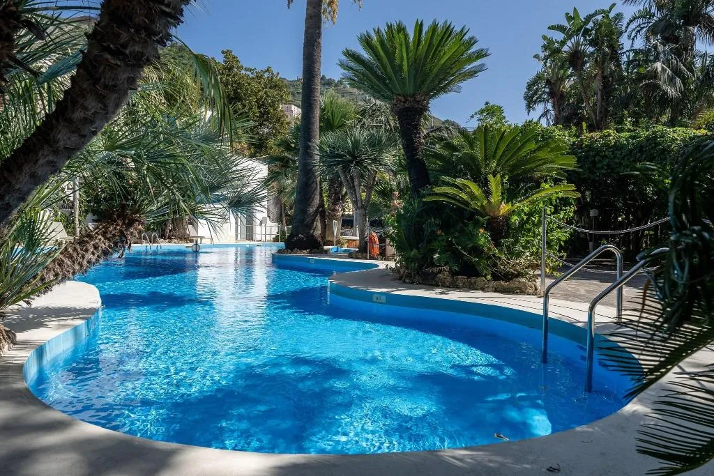 Pool, Reginna Palace, Naples